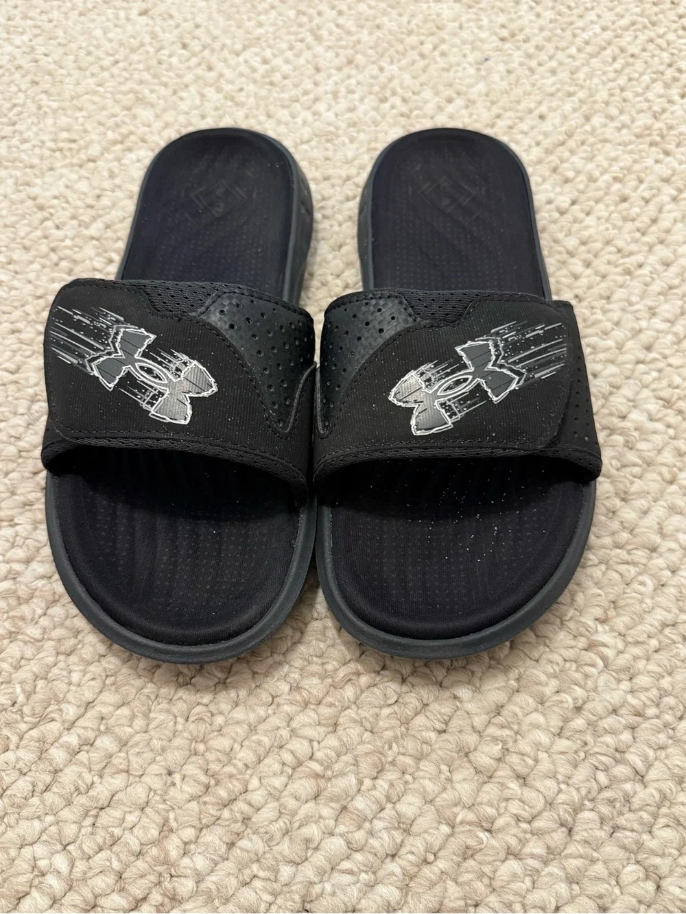 Under Armour Kids' Black Slide Sandals with Cushioned Footbed Size 6Y